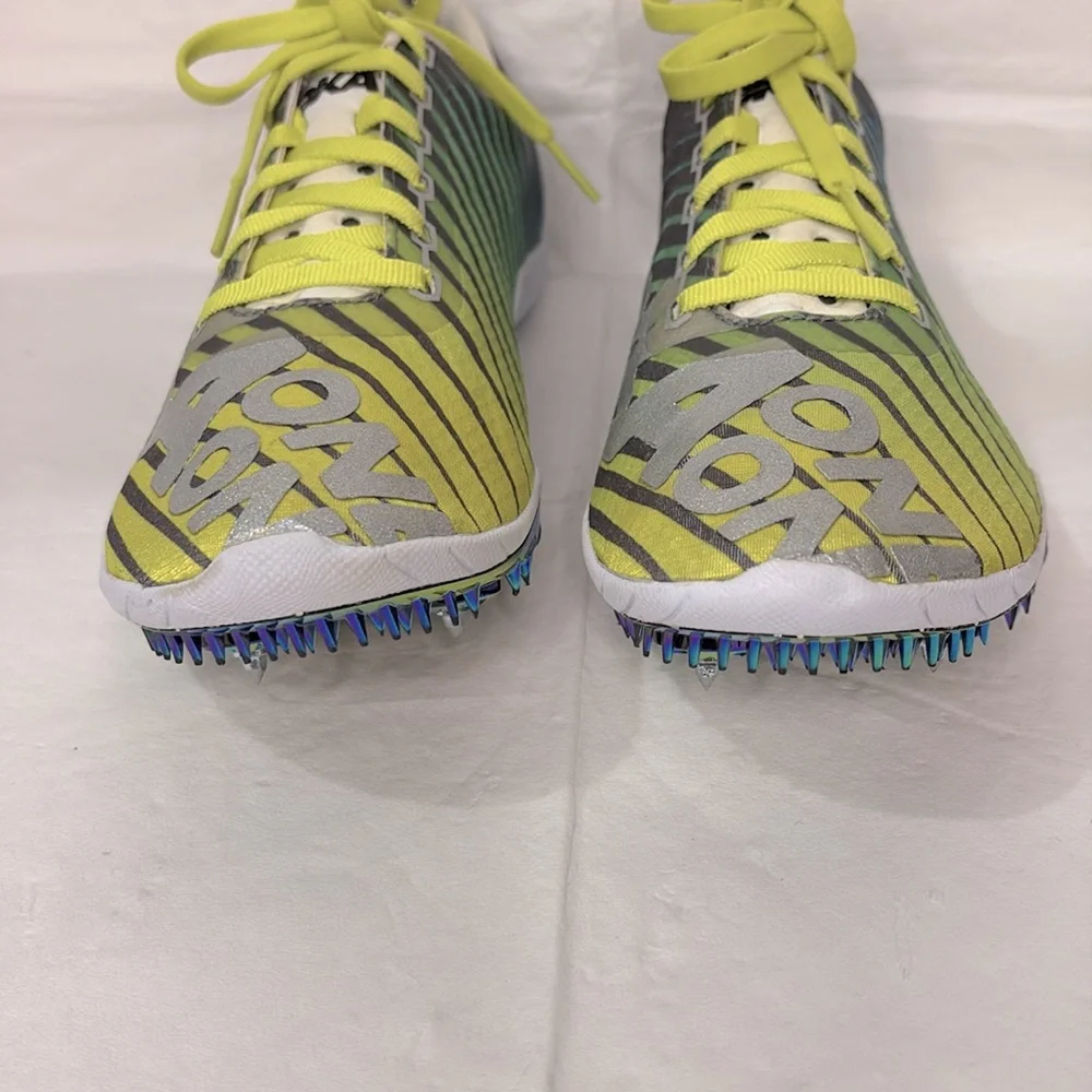 Hoka One One hoka one